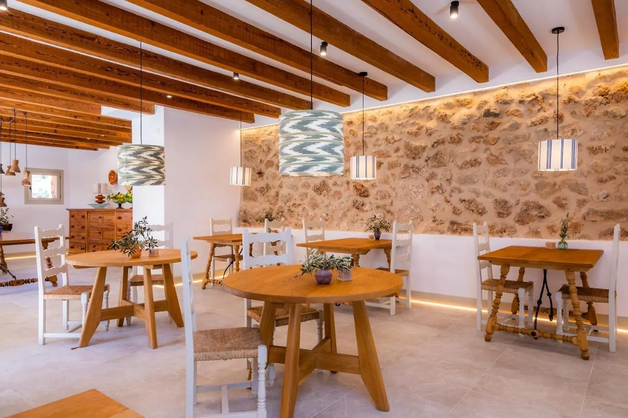 Finca Albellons Binibona Hotel